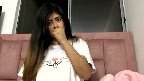 Skyler online show from November 2025 12:02:02 AM