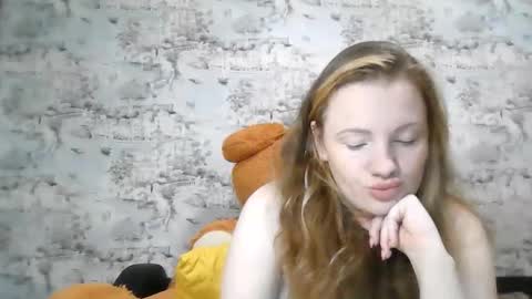 Snapshot of skyler_wans chatting on November 2025 03:13:02 PM Skyler online show from November 2025 03:13:02 PM