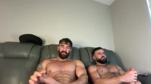 Snapshot of skylerflexes chatting on May 2026 11:09:01 PM Skyler Flexes online show from May 2026 11:09:01 PM