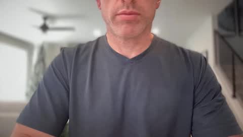 Snapshot of skylineboatclub chatting on January 2025 07:56:02 PM skylineboatclub online show from January 2025 07:56:02 PM