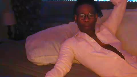 skyonetoo3 online show from October 2025 08:33:02 AM