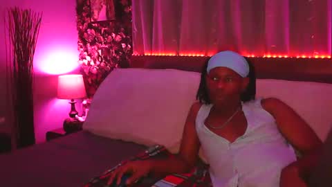 skyonetoo3 online show from November 2025 02:23:02 AM