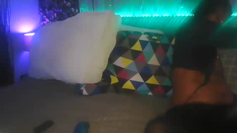 skyonetoo3 online show from November 2025 03:39:01 AM