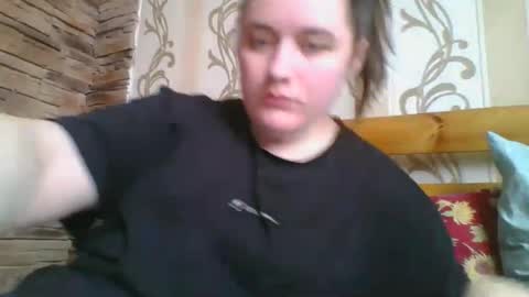 Snapshot of skyressie333 chatting on February 2026 09:39:01 AM skyressie333 online show from February 2026 09:39:01 AM