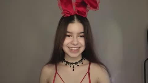 Snapshot of sladkoezka chatting on September 2025 03:47:01 PM Katya online show from September 2025 03:47:01 PM