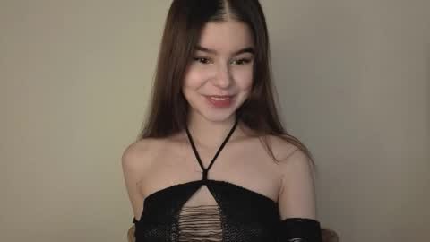 Snapshot of sladkoezka chatting on October 2025 05:24:02 PM Katya online show from October 2025 05:24:02 PM