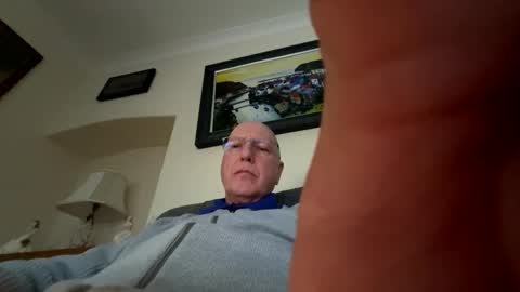 slave1959 online show from January 2025 04:18:02 PM