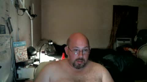 Snapshot of slavejim518 chatting on July 2026 02:47:01 AM slavejim online show from July 2026 02:47:01 AM