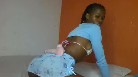 Snapshot of slaybby chatting on February 2025 05:20:02 PM Slaybby online show from February 2025 05:20:02 PM