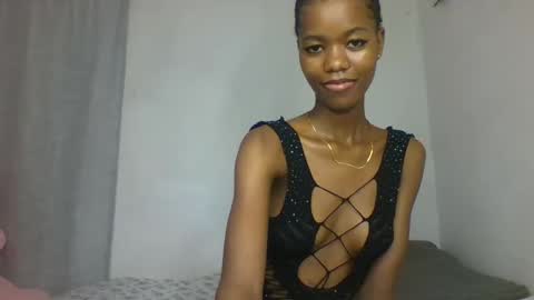 Snapshot of slaybby chatting on September 2025 08:21:01 PM Slaybby online show from September 2025 08:21:01 PM