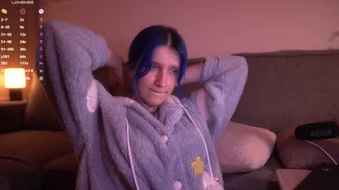 Sonya online show from September 2025 08:19:01 PM