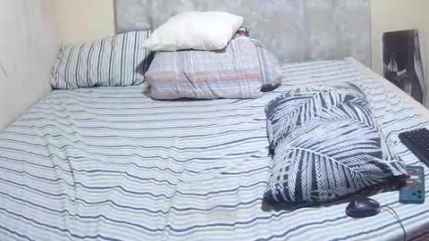 slender_sweetbabe online show from April 2026 01:17:02 PM