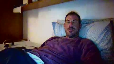 Snapshot of slevin1983 chatting on March 2025 03:37:02 PM slevin online show from March 2025 03:37:02 PM