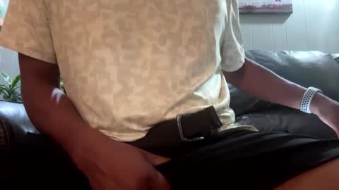 Snapshot of slick2285 chatting on September 2025 08:27:01 AM slick2285 online show from September 2025 08:27:01 AM