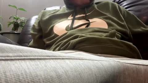 Snapshot of slick2285 chatting on November 2025 08:59:02 AM slick2285 online show from November 2025 08:59:02 AM