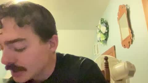 Snapshot of slickmass chatting on December 2024 11:45:01 PM SlickMass online show from December 2024 11:45:01 PM