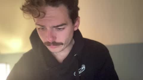 Snapshot of slickmass chatting on December 2024 01:10:01 AM SlickMass online show from December 2024 01:10:01 AM