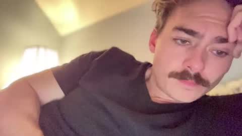 Snapshot of slickmass chatting on December 2024 02:10:02 AM SlickMass online show from December 2024 02:10:02 AM