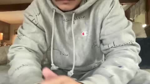 Snapshot of slickmass chatting on September 2025 07:05:01 PM SlickMass online show from September 2025 07:05:01 PM