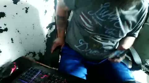 slickwill2391 online show from June 2026 07:13:01 PM