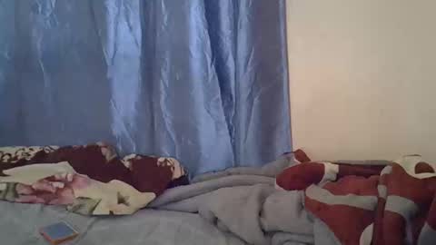 Snapshot of slim_alicia chatting on November 2025 06:02:02 AM Alicia online show from November 2025 06:02:02 AM