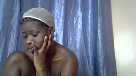 Snapshot of slim_alicia chatting on November 2025 05:28:02 AM Alicia online show from November 2025 05:28:02 AM