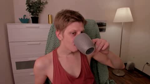 Snapshot of slim_andy chatting on October 2025 07:38:02 AM Andy online show from October 2025 07:38:02 AM