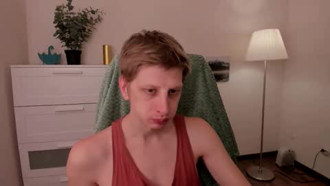 Snapshot of slim_andy chatting on October 2025 10:01:01 AM Andy online show from October 2025 10:01:01 AM