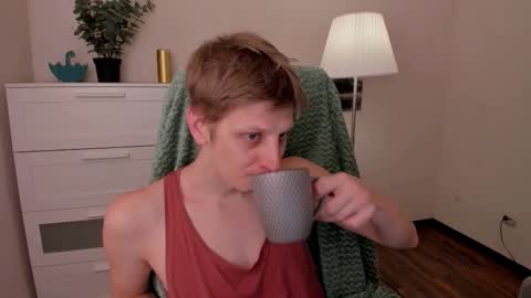 Snapshot of slim_andy chatting on October 2025 10:10:01 AM Andy online show from October 2025 10:10:01 AM