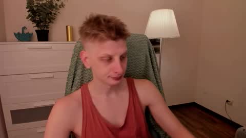 Snapshot of slim_andy chatting on November 2025 07:53:01 AM Andy online show from November 2025 07:53:01 AM