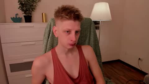 Snapshot of slim_andy chatting on November 2025 07:30:02 AM Andy online show from November 2025 07:30:02 AM