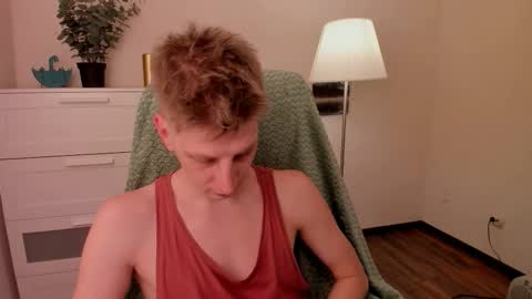 Snapshot of slim_andy chatting on November 2025 10:15:02 AM Andy online show from November 2025 10:15:02 AM