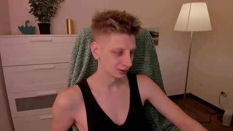 Snapshot of slim_andy chatting on November 2025 08:19:02 PM Andy online show from November 2025 08:19:02 PM