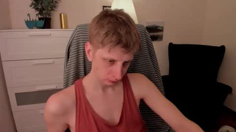 Snapshot of slim_andy chatting on December 2025 08:15:02 PM Andy online show from December 2025 08:15:02 PM