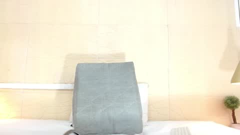 Snapshot of slim_chocobar18 chatting on January 2025 02:21:02 PM slim_chocobar18 online show from January 2025 02:21:02 PM