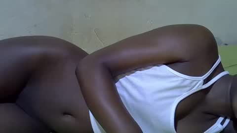 Snapshot of slim_girl3 chatting on November 2025 12:56:01 AM slim_girl3 online show from November 2025 12:56:01 AM