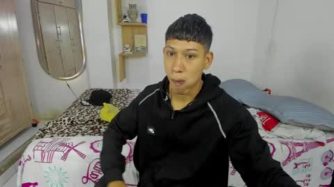 Snapshot of slim_master12 chatting on December 2024 01:32:01 PM slim_master12 online show from December 2024 01:32:01 PM