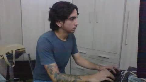 SlimTeaser089 online show from November 2025 06:43:01 PM