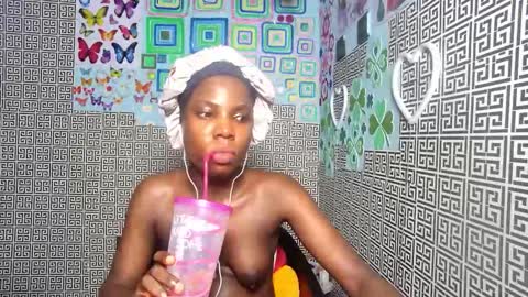 Snapshot of slimzyxdoll chatting on November 2025 10:21:02 PM slimzyxdoll online show from November 2025 10:21:02 PM