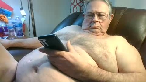 Snapshot of slippery_duck chatting on February 2025 01:11:02 PM slippery_duck online show from February 2025 01:11:02 PM