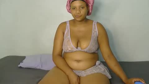 slipperylipsx online show from June 2026 07:15:02 PM