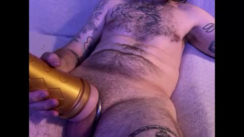 Snapshot of slipperyrichard_420 chatting on December 2024 04:01:02 AM slipperyrichard_420 online show from December 2024 04:01:02 AM