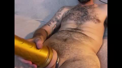 Snapshot of slipperyrichard_420 chatting on December 2024 11:53:02 PM slipperyrichard_420 online show from December 2024 11:53:02 PM