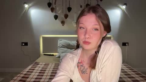 Snapshot of slola_li chatting on November 2025 02:54:01 PM Lola and Li - online show from November 2025 02:54:01 PM