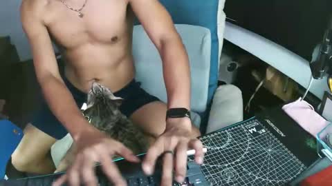 slothfully online show from September 2025 03:15:01 PM