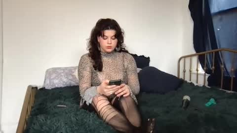 Snapshot of slowburnrenee chatting on February 2025 03:52:02 PM Renee online show from February 2025 03:52:02 PM