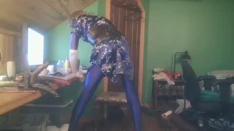 Snapshot of slutjennifertransxx chatting on October 2025 03:04:02 AM slutjennifertransxx online show from October 2025 03:04:02 AM