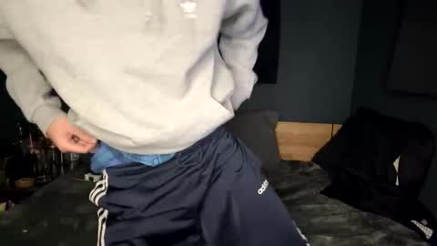 slutsandblunts online show from February 2026 02:43:02 AM