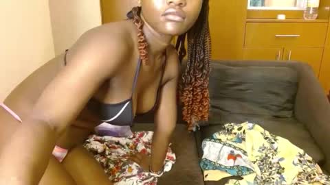 Bree online show from February 2026 07:18:01 PM