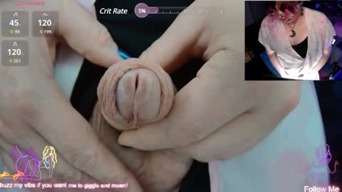 Faye online show from January 2025 01:05:01 PM